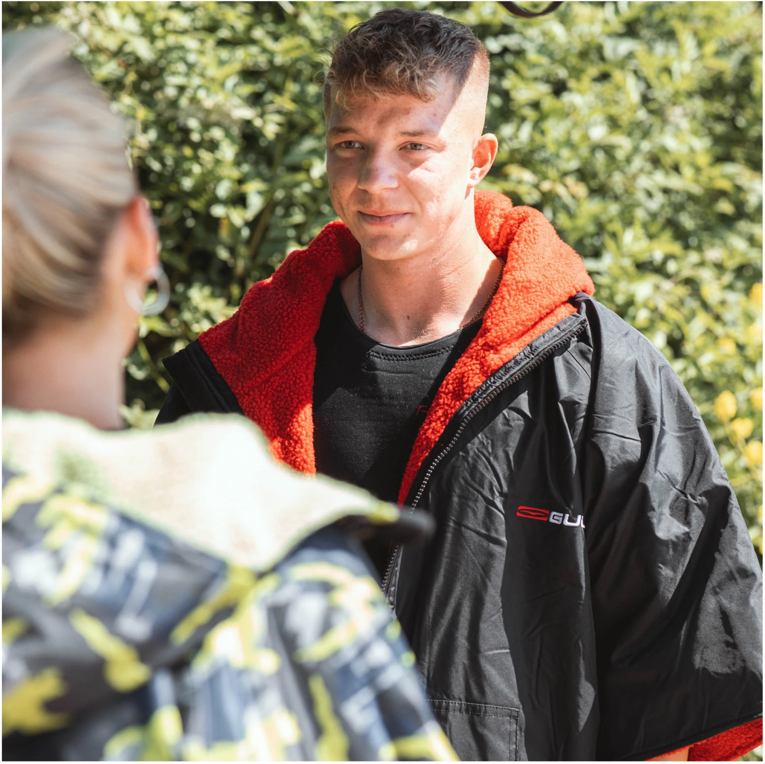 Gul Evorobe Hooded Changing Robe & Nava Performance 30L Duffel Bag Bundle - Image 10