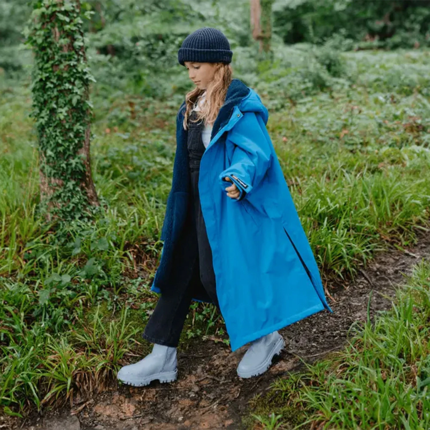 Red Paddle Co. Junior Dry Pro Change Robe / Poncho - Image 8