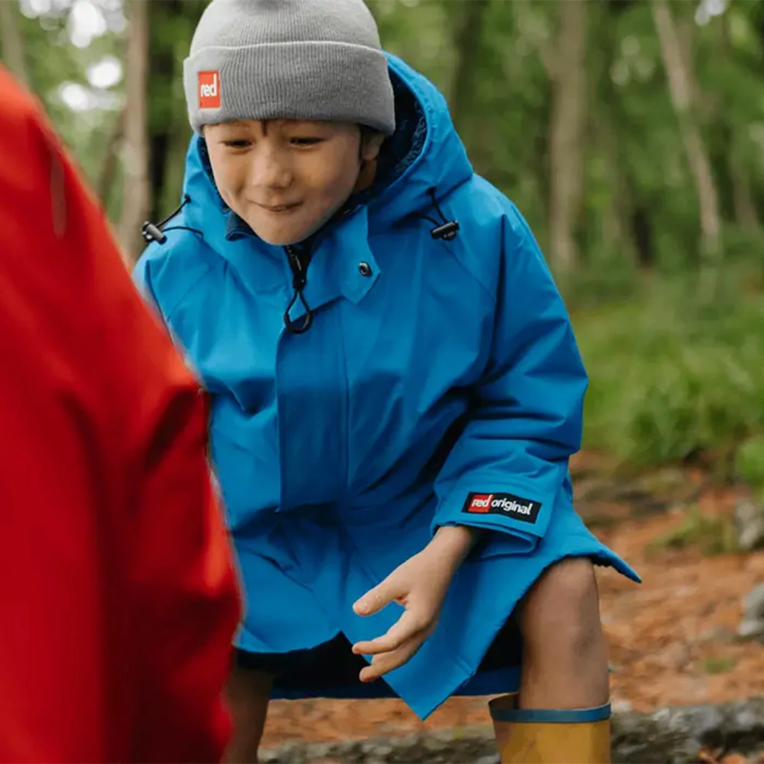 Red Paddle Co. Junior Dry Pro Change Robe / Poncho - Image 6